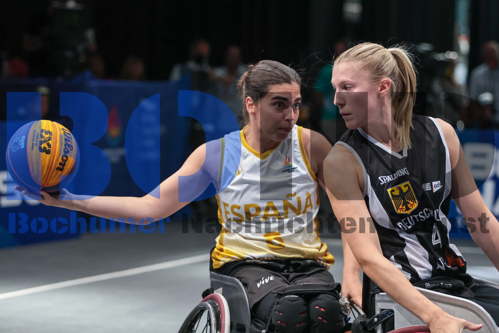 SES_RRG3x320250720-158 | bond - Realisiert mit Pictrs.com