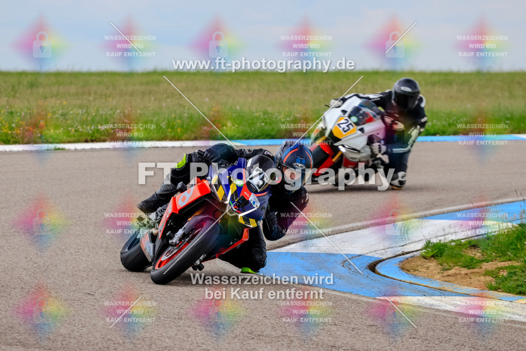 MotoTeam-2078 | Hier findet Ihr Bilder von Touristenfahrten auf der Nürburgring Nordschleife oder von anderen Veranstaltungen die ich besucht habe. Viel Spass beim Durch Schauen 