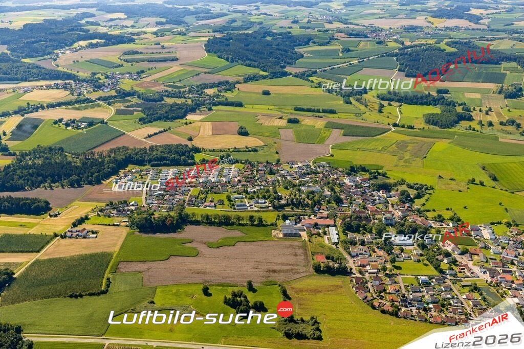 Offenstetten Abensberg Bild- Das Luftbild wurde 2025 vom UL-Flugzeug heraus erstellt ( keine Drohnen Bilder! ) - Hochauflösende Luftaufnahme -Nicht vergleichbar mit Google Maps oder Satelittenbilder- Die Geschenkidee !Mit Lizenz und Bildrechte bestellbar