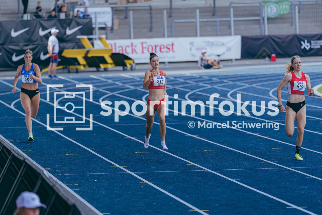 DM U23 U18 Bochum 2026 | Helene Antonia Wiethoff (LG Nord Berlin) bei den Deutschen Meisterschaften der U18 &amp; U23 2026 im Lohrheidestadion in Bochum-Wattenscheid. - Realisiert mit Pictrs.com
