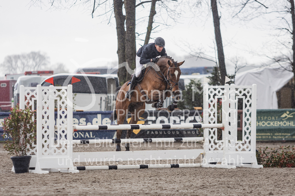 230411_Mühlen_02SprPf-A-225 | Deine schönsten Turniermomente als professionelle Fotos! Entdecke hochwertige Pferdesport-Fotografie im Online-Shop. Jetzt Fotos finden & bestellen!