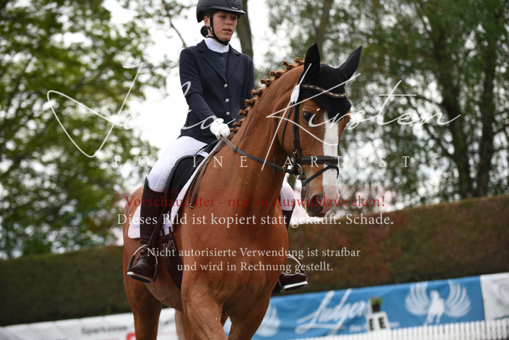 20230513_JK-Röhrsdorf-16-161 | Pferde- und Turnierfotografie in Westsachsen. Pferdeportraits, Auftragszeichnungen und intuitive Kunst.