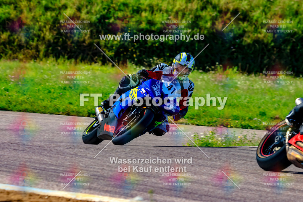 041-2077 | Hier findet Ihr Bilder von Touristenfahrten auf der Nürburgring Nordschleife oder von anderen Veranstaltungen die ich besucht habe. Viel Spass beim Durch Schauen 