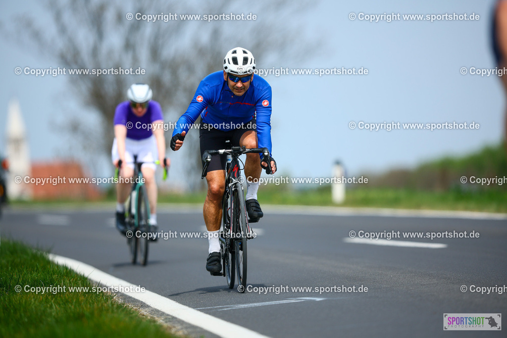 335_TRA56465 | Neusiedlersee Radmarathon 2026@sportshot_your_pictrs #yourpictures#roadtowm2029 #nrm #neusiedlerseeradmarathon #neusiedlersee #neusiedlerseetourismus #burgenland #mörbisch #nrm26 #burgenlandtourismus #voglundco #poweredbyburgenlandtourismus #radsport #rad #marathon #ucigranfondo #visitburgenland #ucigranfondoworldseries