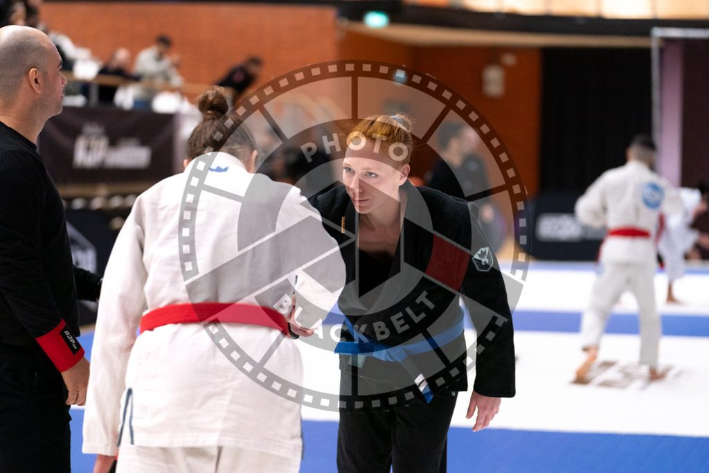20241013PBB0029 | Athletes compete during the AJP Tour Europe Continental Jiu-Jitsu Amateurs & Masters Championship on October 13, 2024 in Almere near Amsterdam, Netherlands. © Chiara Dazi / photoblackbelt