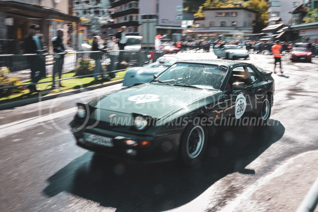 21. Arosa ClassicCar 2025 - 5. September 2025 | Porsche 944 aus dem Jahre 1982 mit Startnummer 280 am Arosa ClassicCar 2025 in der Kategorie Classic Trophy..@arosaclassiccar, @arosa.official, #arosaclassiccar, #arosa, #76curves, #classiccarBild: Sportfotografie Markus Aeschimann | www.markus-aeschimann.ch - Realisiert mit Pictrs.com