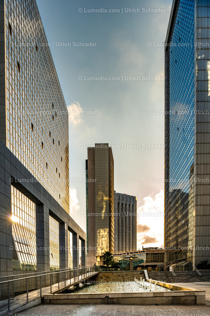 10972-10115 - Moderne Architektur in Tel Aviv | Stockfoto und Bilderpool mit Bildmaterial aus Deutschland, dem Harz, Halberstadt, Quedlinburg, Wernigerode und weltweit. Qualitativ hochwertige und professionelle Fotos anschauen und kaufen. - Realisiert mit Pictrs.com