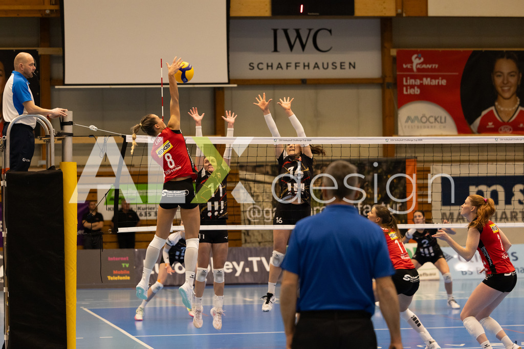 Volleyball I Frauen I Saison 2025-2026 I CEV Volleyball Challenge Cup 2026 | Women I 16th Finals I VC Kanti Schaffhausen - TJ Ostrava I 03.12.2025 | VC Kanti Schaffhausen - 8 Lina-Marie Lieb (DE) – Aussen - Realisiert mit Pictrs.com