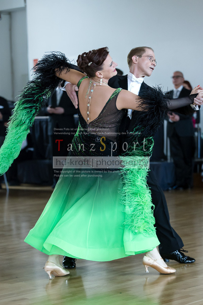 20240525_RL-Masters3-Std_5488 | Tanzsportbilder, Standardtanz, Lateintanz, WDSF, DTV, LTVB, dancecomp, goc, hessen tanzt, blaues band der spree, walzer, tango, wiener walzer, slowfox, quickstepp, samba, rumba, cha-cha-cha, paso doble. jive, hd-kroft photography, turniertanzsport