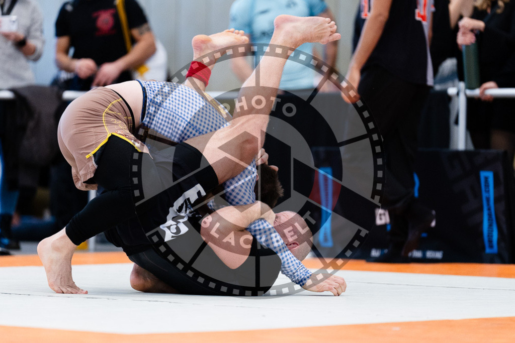 20251122PBB13254 | Athletes compete during the Grappling Industries Berlin Jiu-Jitsu and Grappling Championship, on November 22, 2025 in Berlin, Germany. © photoblackbelt