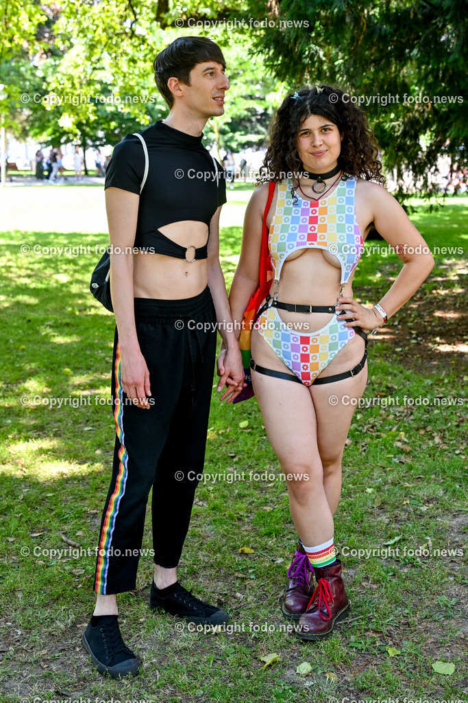 Linzpride 2025_ 21.06.2025-116 | 21.06.2025, Linz, AUT, Linzpride 2025, im Bild Teilnehmer an der Linz Pride 2025