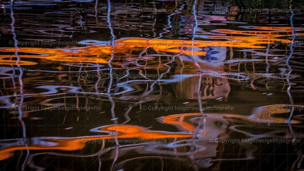 Ströme II | Kaufen sie online außergewöhnliche Fotografien auf Leinwand Acrylglas Fotoprint Aludibond von holgerweigeltfotografie - Realisiert mit Pictrs.com
