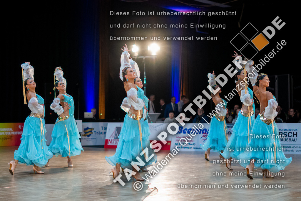 20250118-10136 | Hier finden Sie Tanz Bilder vom Latein und Standard Formationen tanzen. Sportbilder vom Tanzsport. Schöne Fotos und von Weltmeisterschaft, Europameisterschaft, Bundesliga, Regionalliga, Oberliga und Landesliga sowie von GOC Stuttgart, DanceComp, WM Bremen