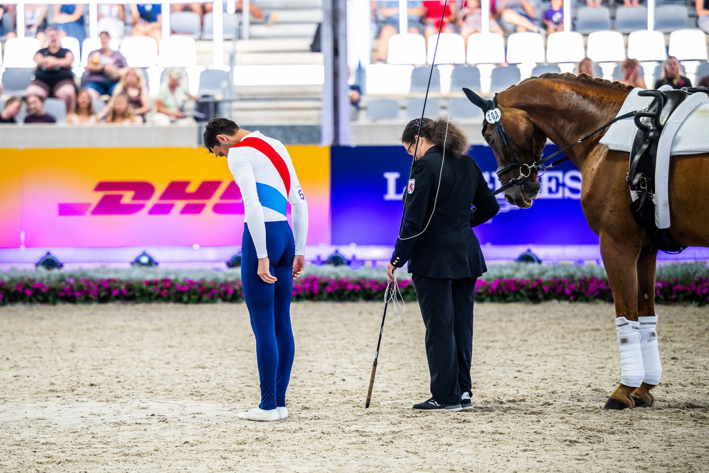 FEI World Championships | Luxembourg Vaulter Philip Bäcker with Ballantine and leader Alexandra Dietrich - Realisiert mit Pictrs.com