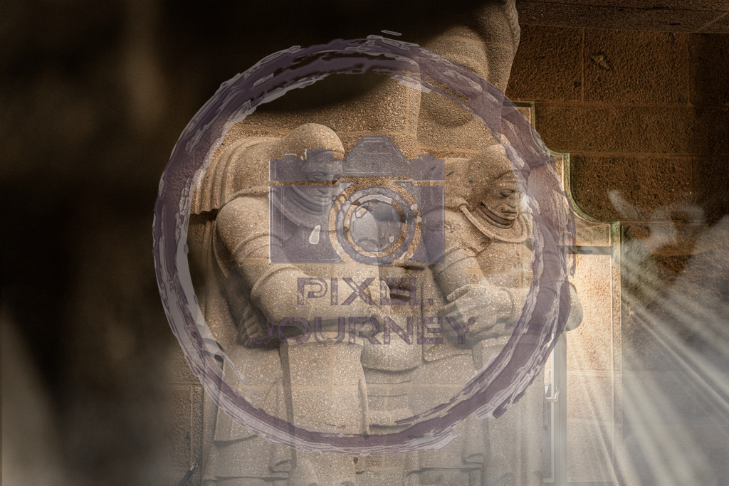 Völki_Skulpturen | Fotograf, Fotografin, Portraitfotograf, Kunstfotograf, Fotoshop Fineart, Fotoshop Kunstfotografie, Fotos kaufen, Pixeljourney, Doreen Riedel, Natur, Tiere, Architektur, Kunst, Makro - Realisiert mit Pictrs.com