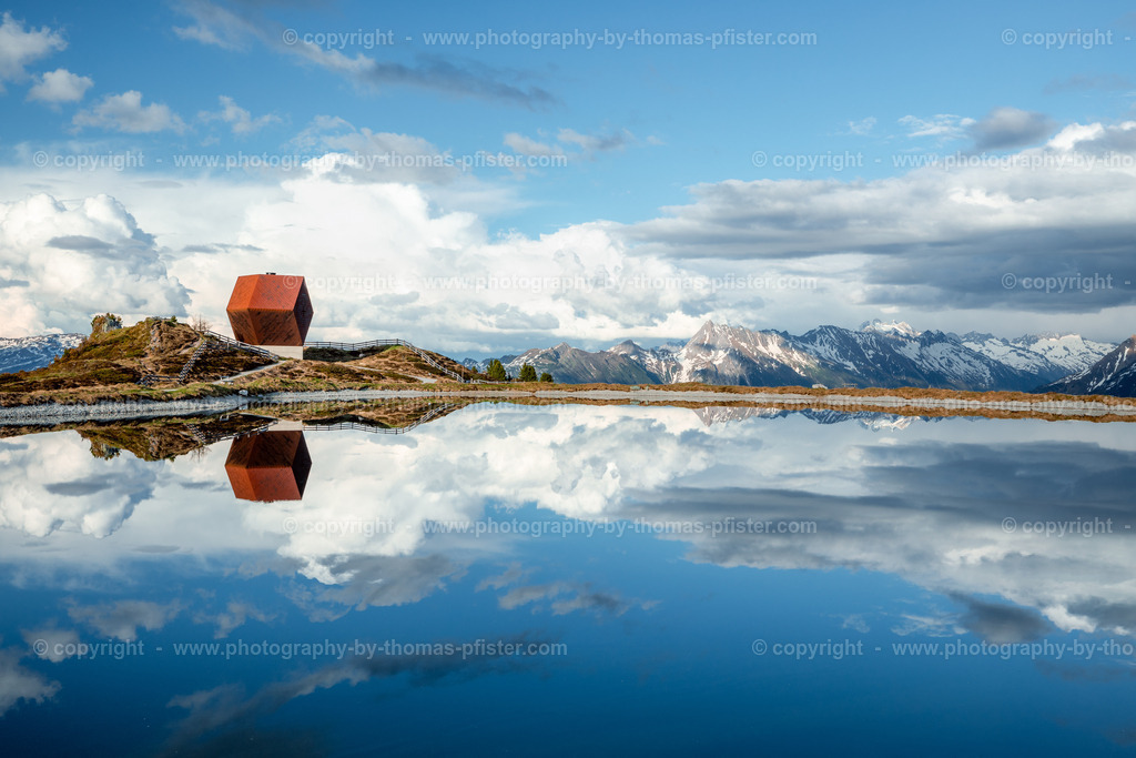 Granatkapelle ohne Schnee copyright  Thomas Pfister-2 | PHOTOGRAPHY BY THOMAS PFISTER