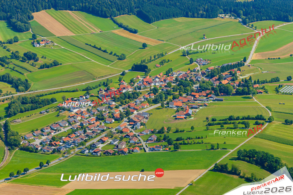 Rosenau Grafenau Bild- Das Luftbild wurde 2025 vom UL-Flugzeug heraus erstellt ( keine Drohnen Bilder! ) - Hochauflösende Luftaufnahme -Nicht vergleichbar mit Google Maps oder Satelittenbilder- Die Geschenkidee !Mit Lizenz und Bildrechte bestellbar