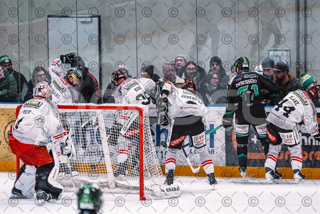 Alligators_vs_Memmingen_05_12_2025-196 | Höchstadt Alligators Fotogalerie: Eishockey-Action aus Franken. Professionelle Spielfotos, Portraits & Stadionbilder zum Download. Jetzt entdecken! - Realisiert mit Pictrs.com