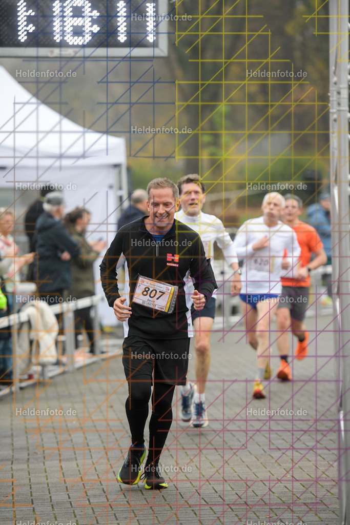 Neusser Erftlauf 2025  | 15km Neusser Erftlauf 2025 Foto: Heldenfoto.de
