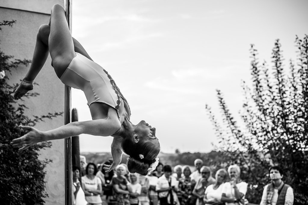 Flower Tales | Suzanne von Borsody und Kurt Holzkämper mit Lesung Flower Tales im Forte Belvedere Leisnig zum Festival Hallo Leisnig 2022. - Realisiert mit Pictrs.com