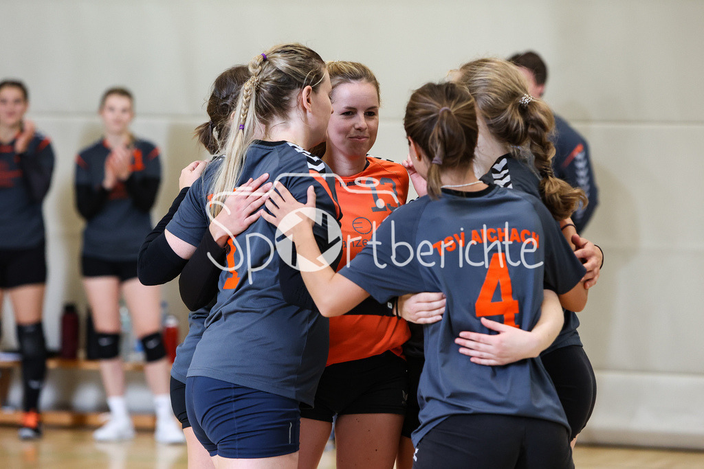 SG Aichach/Inchenhofen - TSV Friedberg | Professionelle Sportfotos aus den Bereichen Fußball, Eishockey, Handball und vieles mehr. Ob Sieg oder Niederlage