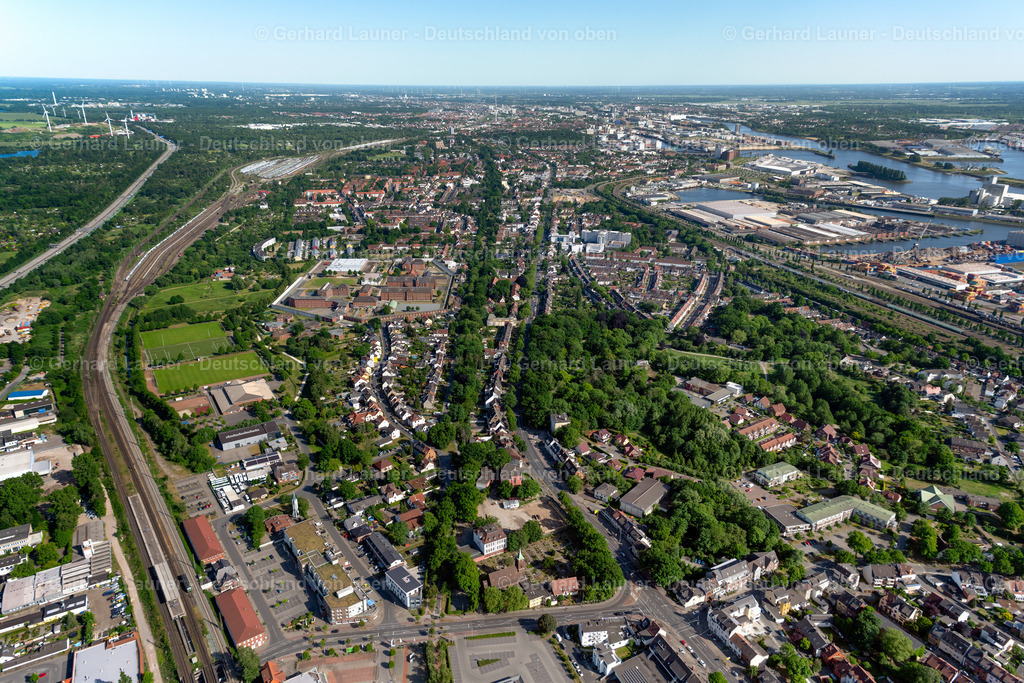 4030136 | BREMEN 01.06.2020 Stadtansicht im Stadtgebiet im Ortsteil Ohlenhof in Bremen, Deutschland. // City view in the urban area in the district Ohlenhof in Bremen, Germany. Foto: Gerhard Launer