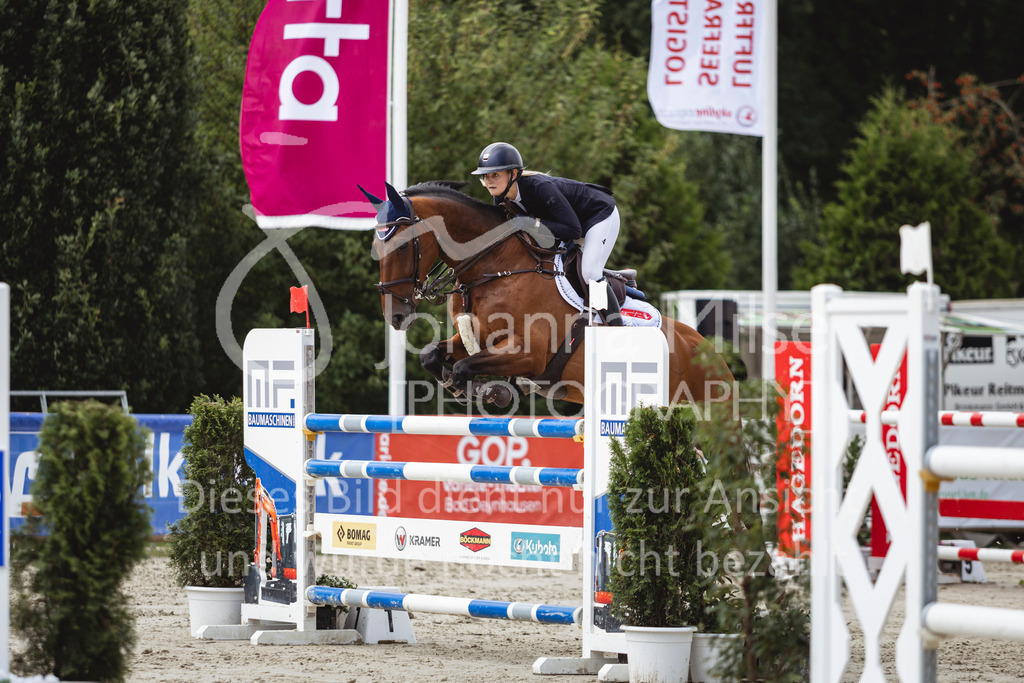 240712_BHO_ZweiPh-M2-1-537 | Deine schönsten Turniermomente als professionelle Fotos! Entdecke hochwertige Pferdesport-Fotografie im Online-Shop. Jetzt Fotos finden & bestellen!