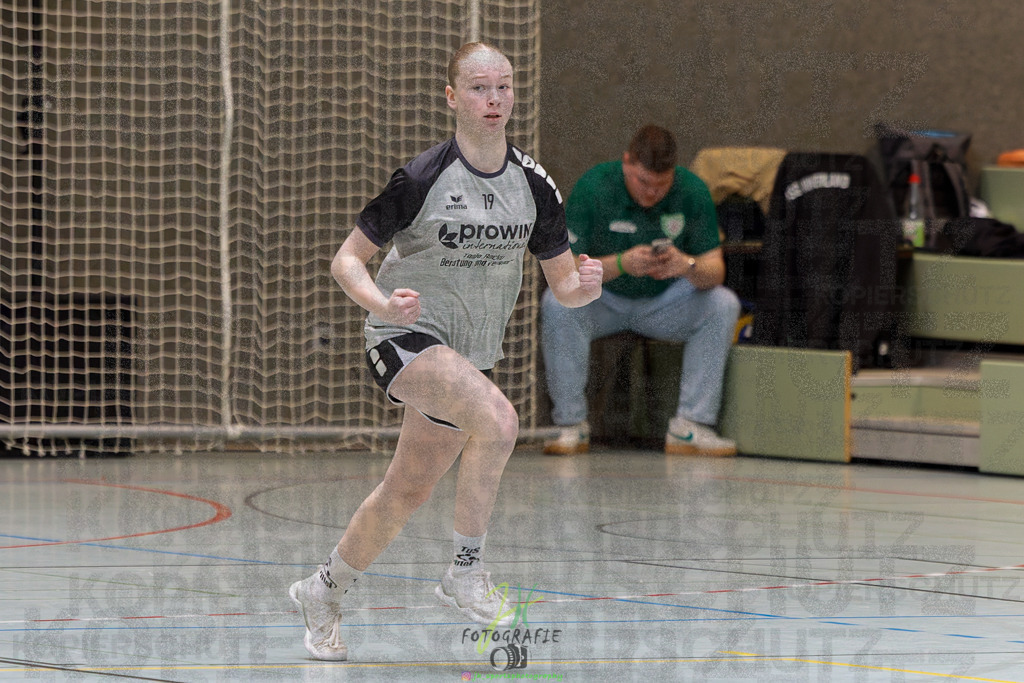 Hessenmeisterschaft wJC - Spiel um Platz 3; TuS Kriftel - SG Schenklengsfeld | Hessenmeisterschaft wJC - Spiel um Platz 3; TuS Kriftel - SG Schenklengsfeld am 22.03.2025 in Biedenkopf (Sporthalle Lahntalschule)Photo © 2025 - Jörg Heinrich - Realisiert mit Pictrs.com