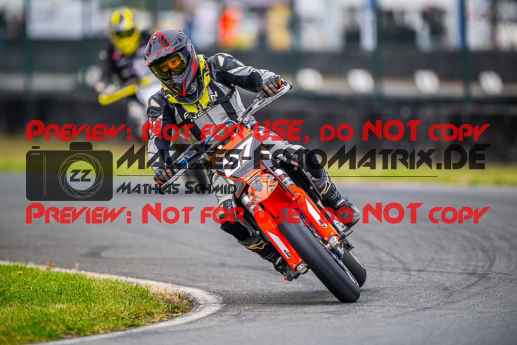 MaZZes_FotoMatrix_231001_1192 | UE40