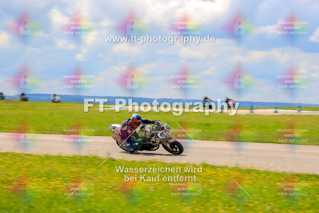 MotoTeam-0473 | Hier findet Ihr Bilder von Touristenfahrten auf der Nürburgring Nordschleife oder von anderen Veranstaltungen die ich besucht habe. Viel Spass beim Durch Schauen 