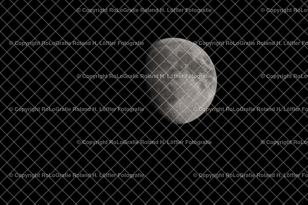 Mond-03 | Vollmond, Halbmond, Blutmond - Realisiert mit Pictrs.com