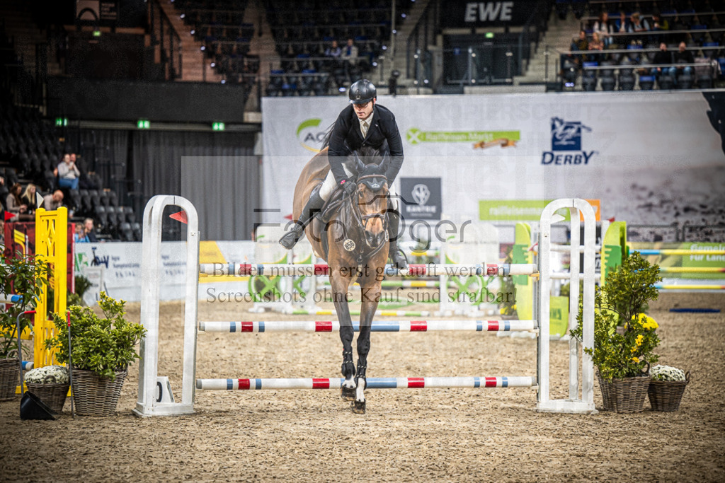 DOS_1270 | Entdecke hochwertige Reitturnierfotos von Foto Oger. Professionell, emotional und authentisch – jetzt Lieblingsmomente im Shop bestellen.Deutschlandweite Turnierfotografie. - Realisiert mit Pictrs.com