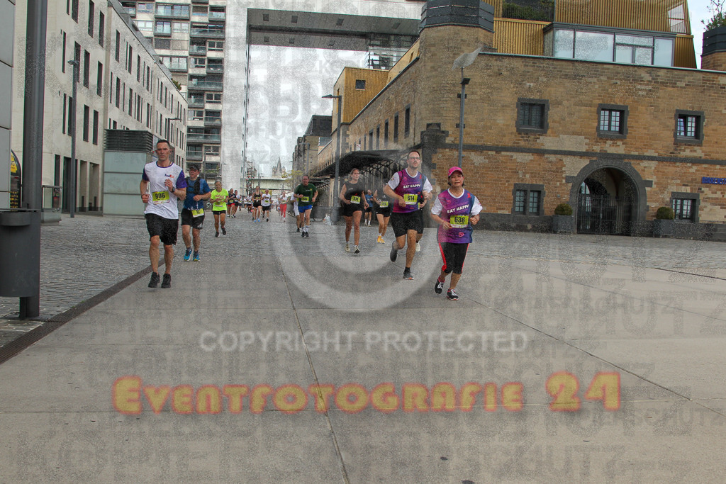 250920_1329_EV4_5747 | Sportfotografie im Rhein-Sieg Kreis, Köln, Bonn, NRW, Rheinland Pfalz, Hessen, etc. Unser Tätigkeitsfeld umfasst den Laufsport vom Volkslauf über den Marathon, Duathlon, Triathon bis zum Ultralauf wie Kölnpfad Ultra oder Schindertrail.