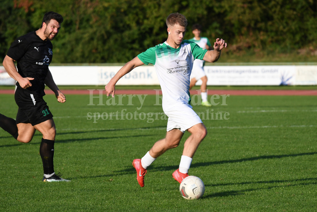 SpVgg GW Deggendorf : SV Oberpolling | Matthias Mittig (SpVgg GW Deggendorf #14) - Realisiert mit Pictrs.com