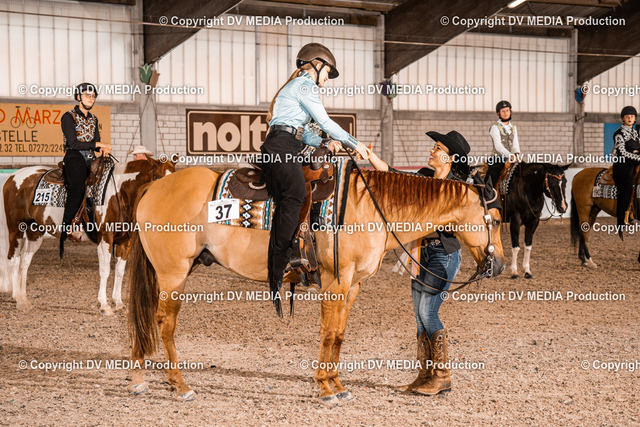 ZH300092 | dv-media-shop - Realized with Pictrs.com