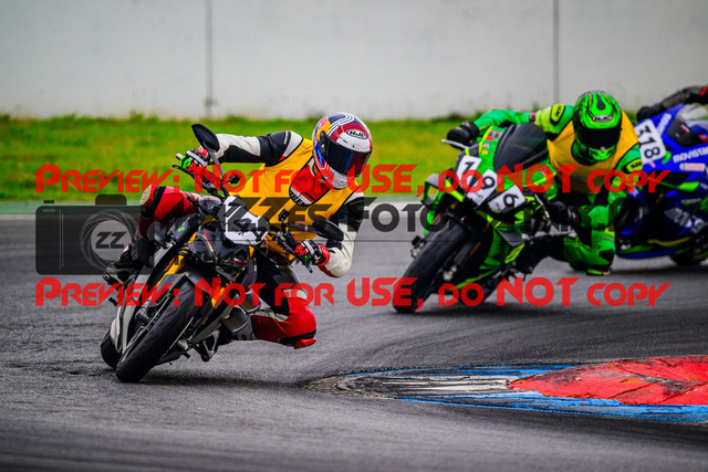 MaZZes_FotoMatrix_240614_6007705_5595 | INST