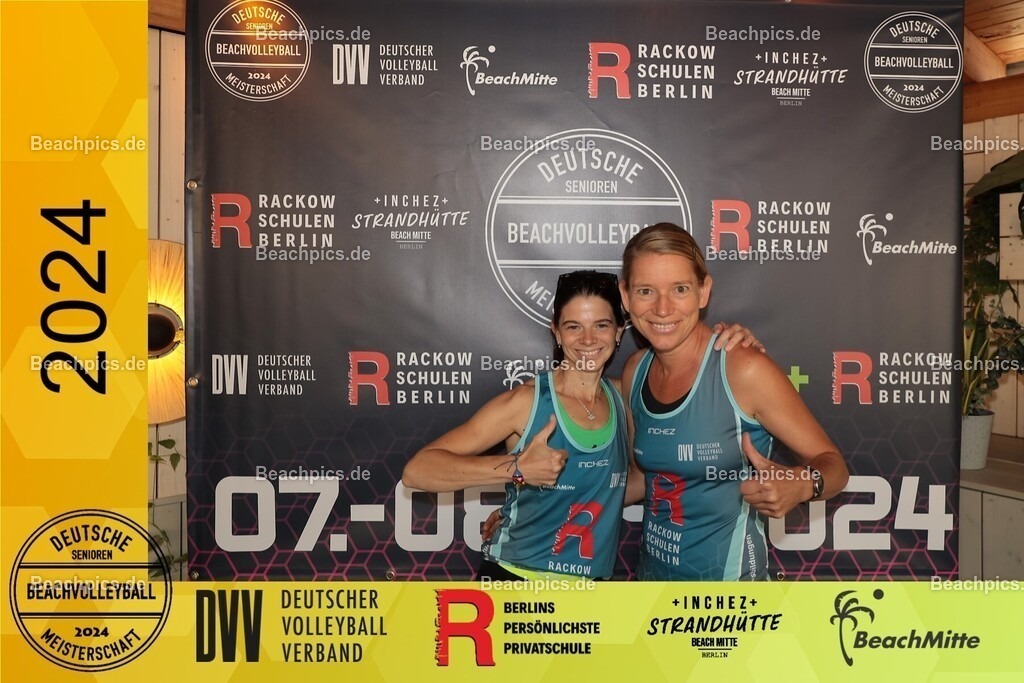 20240907_082844_014 | Sie befinden sich nun in der Bildergalerie von Beachpics.de. Sie können einzelne Bilder als Abzug, digital oder als spezielle Produkte erwerben.
Die Auswahl sehen sie, wenn sie unter dem gewünschten Bild auf Bestellen klicken!
Haben sie spezielle Wünsche,