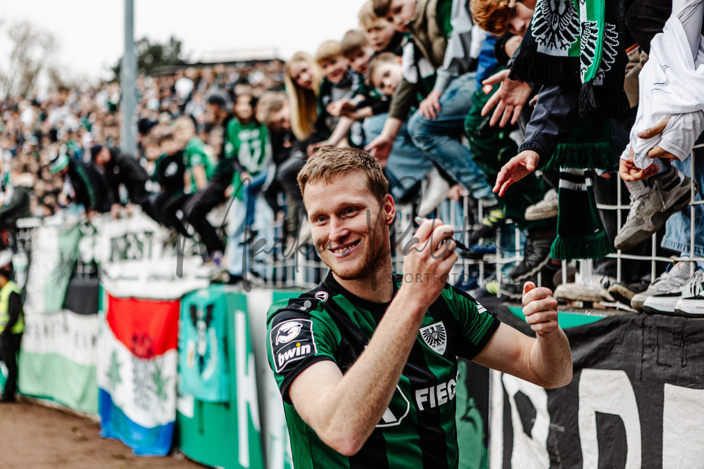 3. Liga, Saison 2023/24, 31. Spieltag: SC Preußen Münster - Dynamo Dresden | Münster, 30.03.2024: 3. Liga, 31. Spieltag, SC Preußen Münster gegen Dynamo Dresden im LVM-Preußenstadion in Münster. Foto: sportfotografie.ms | Markus Paletta - Realisiert mit Pictrs.com