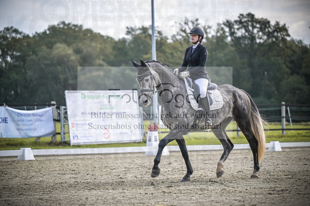 DOS_B185 | Entdecke hochwertige Reitturnierfotos von Foto Oger. Professionell, emotional und authentisch – jetzt Lieblingsmomente im Shop bestellen.Deutschlandweite Turnierfotografie. - Realisiert mit Pictrs.com