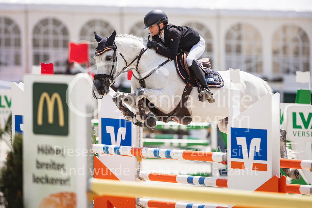240711_BHO_L-Stil-1-400 | Deine schönsten Turniermomente als professionelle Fotos! Entdecke hochwertige Pferdesport-Fotografie im Online-Shop. Jetzt Fotos finden & bestellen!