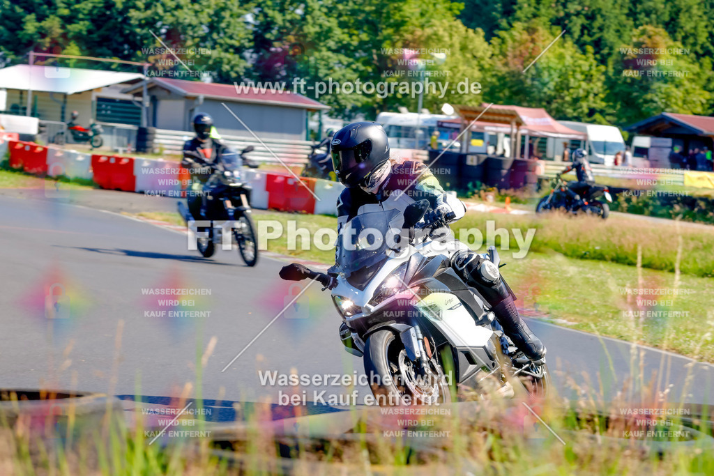 _MOT9059 | Hier findet Ihr Bilder von Touristenfahrten auf der Nürburgring Nordschleife oder von anderen Veranstaltungen die ich besucht habe. Viel Spass beim Durch Schauen 