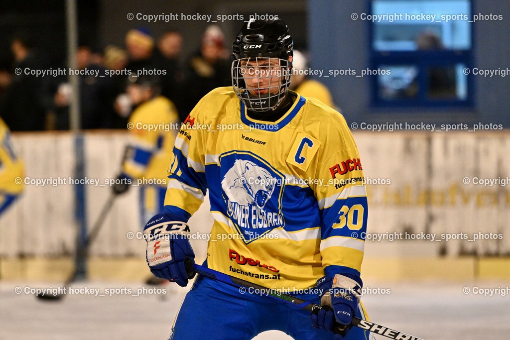 ELV Zauchen vs. EC Tigers Paternion  | #30 Müller Samuel ELV Zauchen, ELV Zauchen vs. EC Tigers Paternion , ELV Zauchen vs. EC Tigers Paternion  am 02.01.2025 in Eisoval Zauchen (Stadthalle Villach), Austria, (Photo by Bernd Stefan)