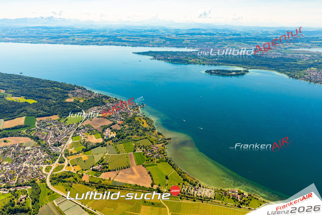 Das Luftbild zeigt : Unteruhldingen Uhldingen-Mühlhofen - Die Luftaufnahme wurde 2024 vom UL-Flugzeug aus erstellt ( keine Drohne ) - Hochauflösende Luftaufnahme - Für grossformatige Ausdrucke geeignet. Die Geschenkidee !Mit Lizenz und Bildrechte bestellbar