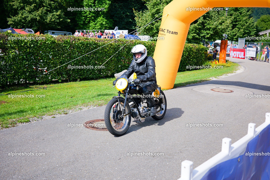 P1025964 | Erleben Sie atemberaubende, hochqualitative Fotos Ihrer Fahrt entlang der malerischen Alpenstraßen. Besuchen Sie alpineshots.com, um professionelle Aufnahmen Ihrer unvergesslichen Reise zu finden und zu kaufen - Realisiert mit Pictrs.com