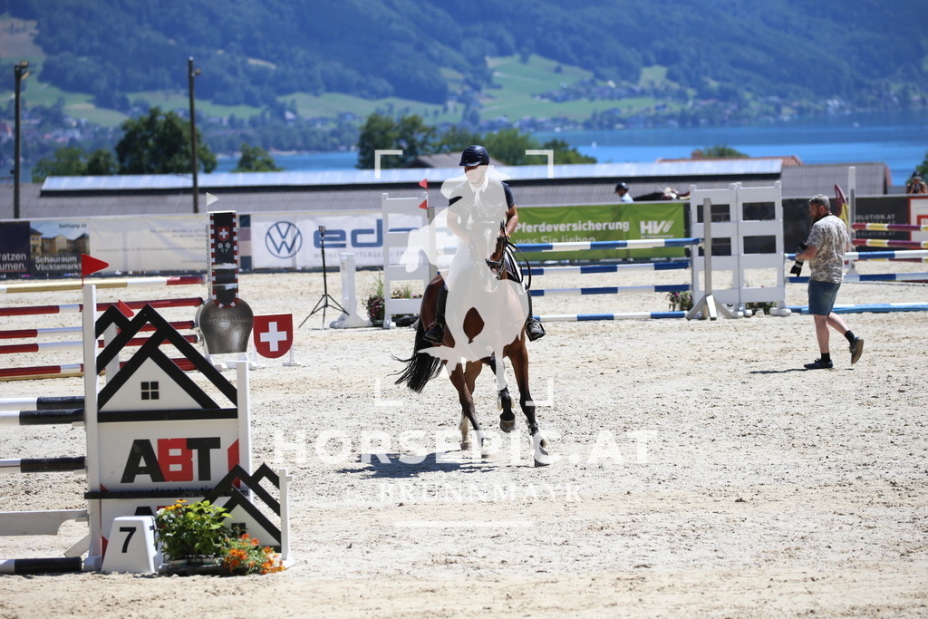 DL2Q3892 | Willkommen bei Brunnmayr - Design & Fotografie – Ihrem Spezialisten für Reitturniere und Pferdeveranstaltungen in Oberösterreich, Salzburg und Bayern! Seit über 17 Jahren sind wir leidenschaftlich dabei.