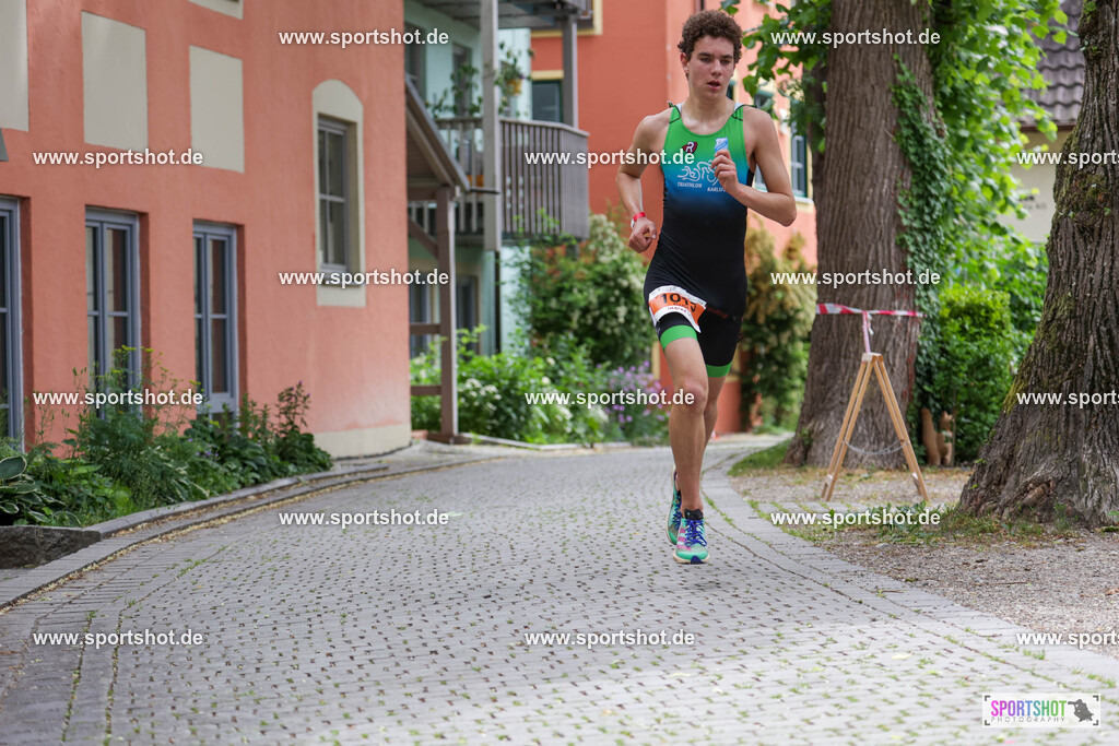KSZ_3841 | Stadttriathlon Erding 2025. #yourpictrs #sportshot_your_pictrs @Sportshotphotography #stadttriathlonerding Copyright: www.sportshot.de