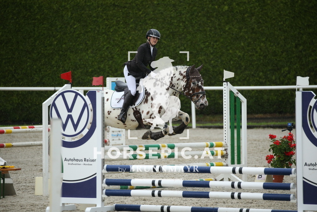 DL2Q0228 | Willkommen bei Brunnmayr - Design & Fotografie – Ihrem Spezialisten für Reitturniere und Pferdeveranstaltungen in Oberösterreich, Salzburg und Bayern! Seit über 17 Jahren sind wir leidenschaftlich dabei.