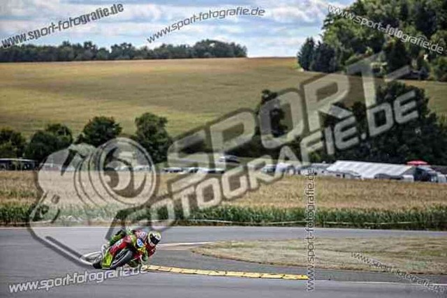pubi0612 | Professionelle Fotos von Sportveranstaltungen, aber auch Hochzeiten und anderen Events. - Realisiert mit Pictrs.com