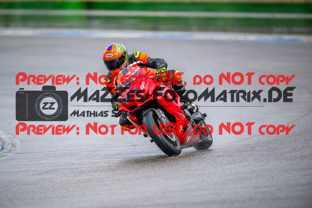 MaZZes_Fotomatrix_20240316_6007705_8854 | Fotograf Mathias Schmid
Sportfotograf,
Eventfotograf,
Hochzeitsfotograf,
Portraitfotograf