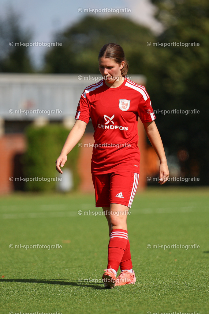 Fußball I Frauen I Saison 2025/2026 I Oberliga Schleswig-Holstein I 2. Spieltag I SV Wahlstedt - SV Frisia 03 Risum-Lindholm | ml-sportfotografie - Realisiert mit Pictrs.com